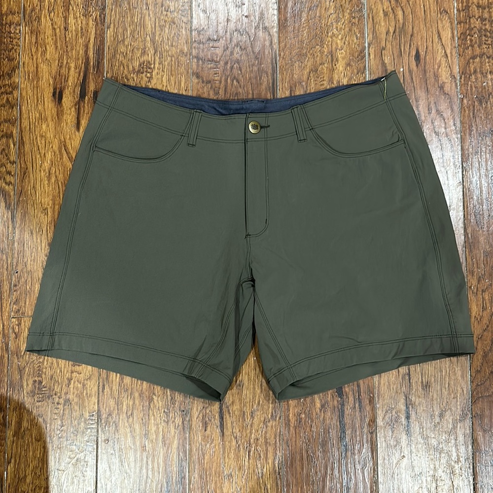 Sherpa Adventure Gear Naulo 7” Trail Shorts - Size 14 Regular
